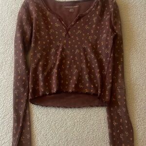 American Eagle size medium red floral patterned long sleeve